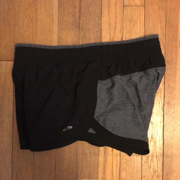 Champion work out shorts - Picture 4 of 5